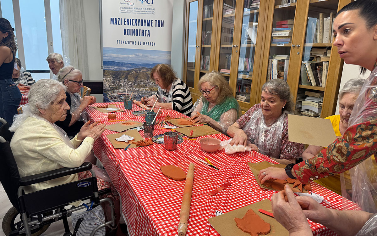 Γηροκομείο Πειραιώς - Δραστηριότητες, Εργαστήριο Αγγειοπλαστικής
